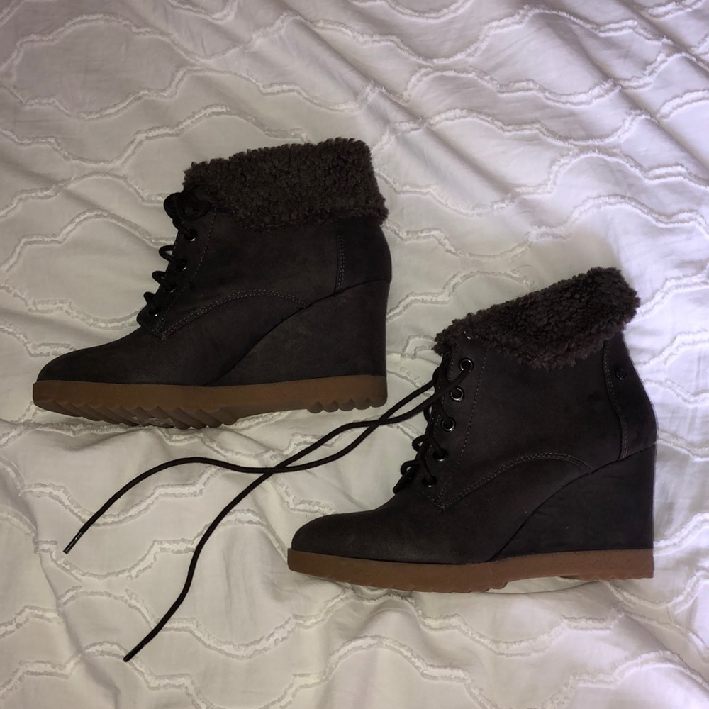 Brown wedged booties
